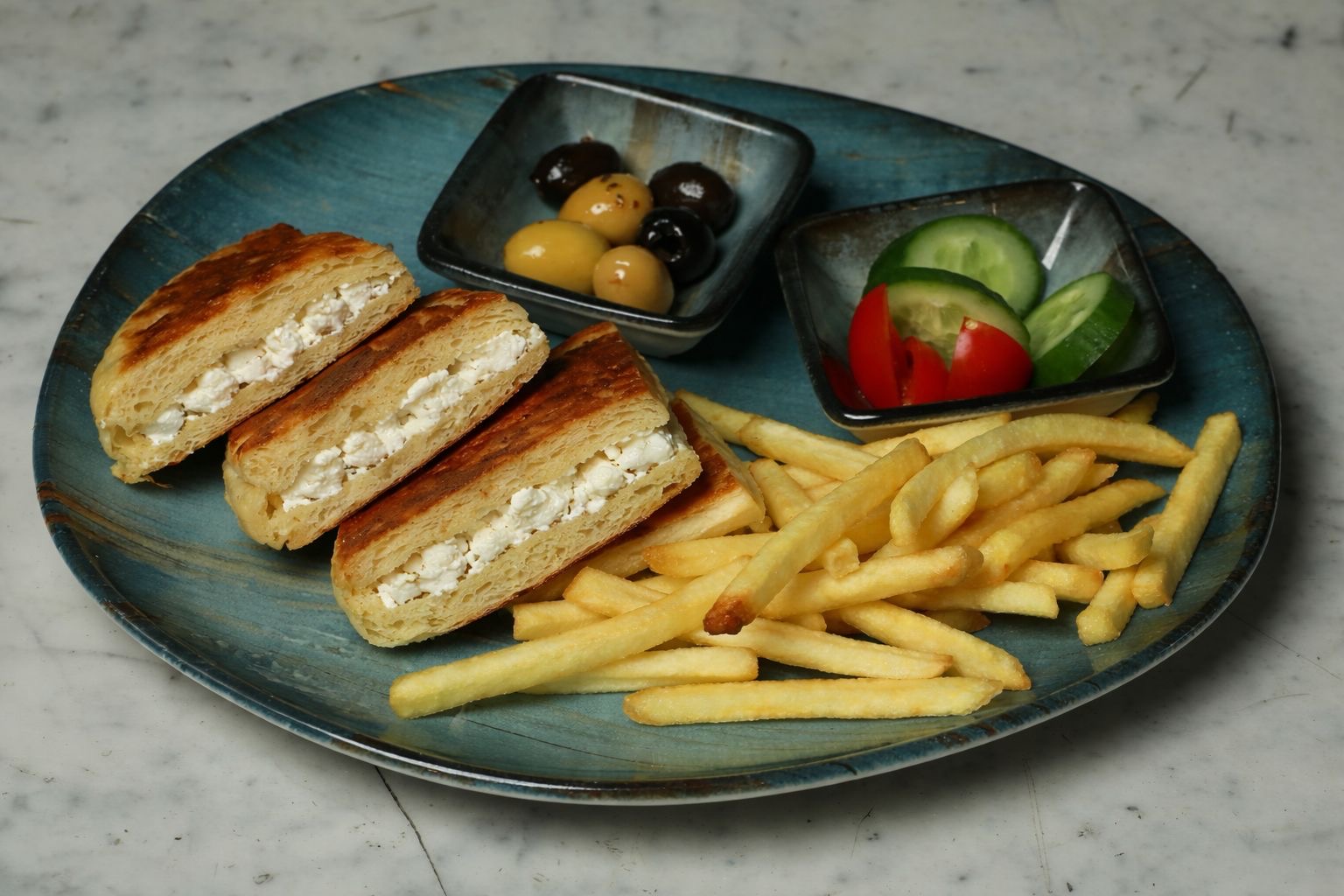 Beyaz peynirli  bazlama 